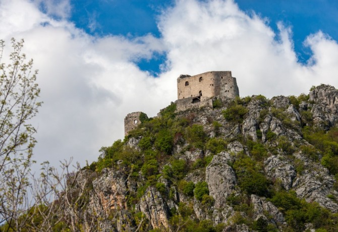 Prozor Fortress above Vrlika…