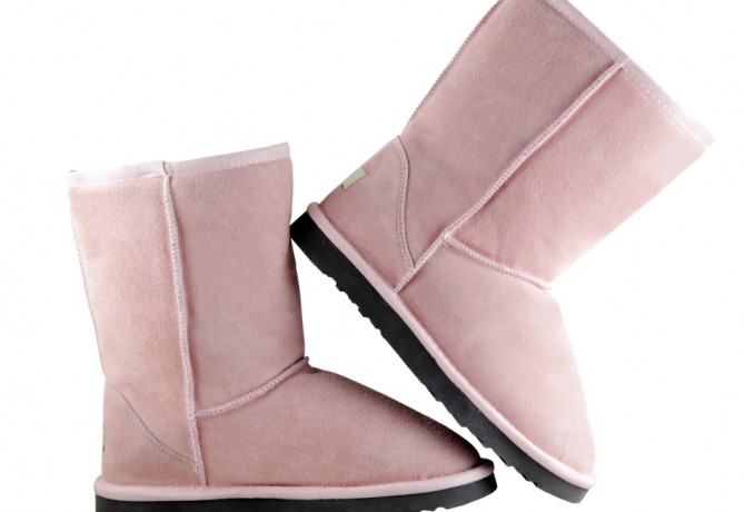 Uggs are officially back!