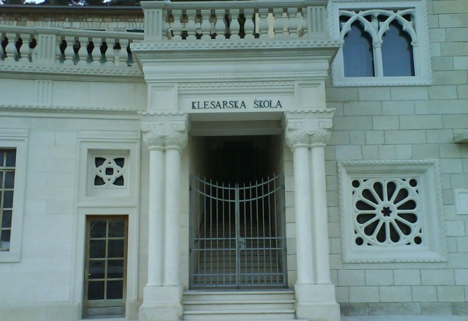 Majstorska djela Klesarske škole Pučišća