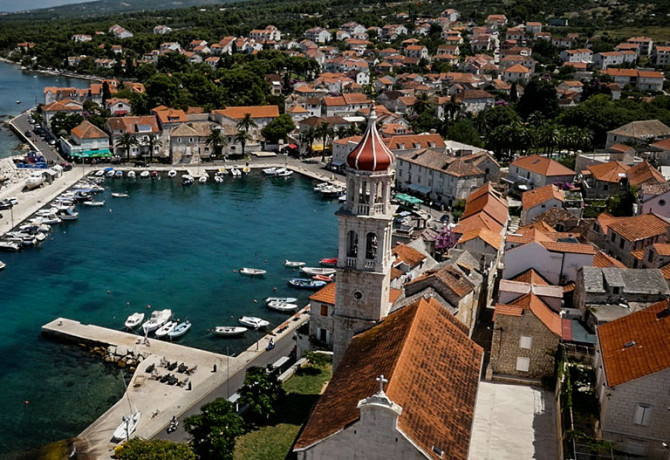 Sakralna baština Sutivana