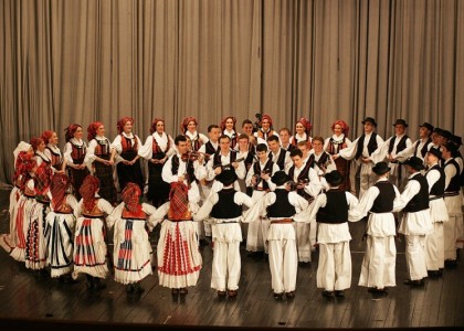 Folklorni profesionalci na zadarskom trgu