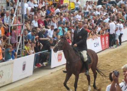 Čoja nakon pripetavanja pripala Anti Runji