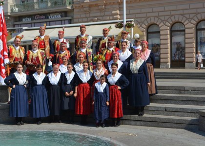 Blagdan sv. Stjepana u Zatonu uz glazbu i Dubrovačke primorske svatove