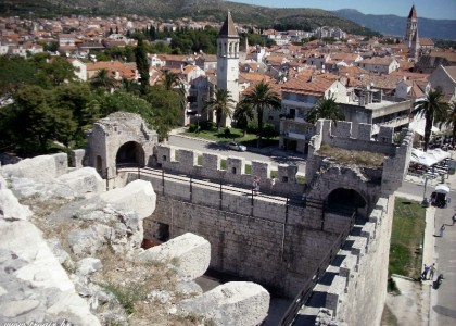 Trogir kulturno živi i poziva na ljetne događaje