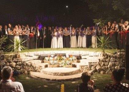 Klape Veloj Gospi u Žrnovnici