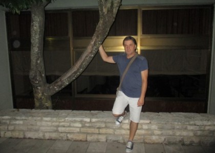 Vedran Gavrić, autor brojnih uspješnica kaže: „Pustim emocije da rade svoje”