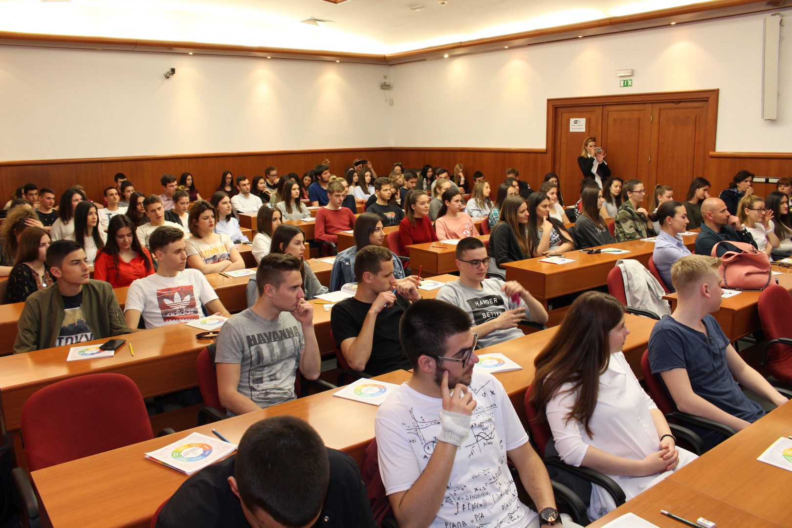 U ŽK Split održano predavanje o financijskoj pismenosti za učenike srednjih škola