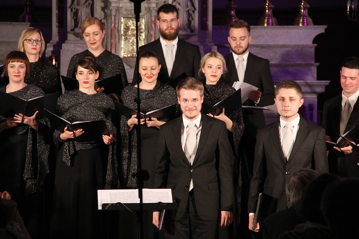 Komorni zbor Ivan Filipović izuzetnom izvedbom u sklopu "Dana kršćanske kulture" u Splitu oduševio publiku