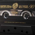 Novi retro trend: mnogi izvođači ponovno izdaju albume na audio kaseti