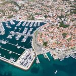 Biogradski stol 2015. spaja zelenu i plavu boju