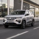 Napokon auto na struju za sve! Cijene za Daciju Spring uz subvencije kreću od 79.999 kuna!