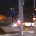 Za transport po gradu ne funkcionira ništa osim hoverboarda na bazi drona!