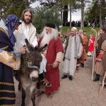 Imotski se na Cvjetnicu vratio u biblijska vremena, ukazalo se 12 apostola, a ispred njih je Isus jahao na magarcu…