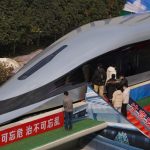 Kinezi predstavili vlak koji juri 620 km/h: ‘Levitira iznad pruge, možete ga pomaknuti prstom!‘