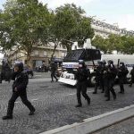 Dramatično stanje na ulicama Pariza, policija se sukobila s prosvjednicima protiv obveznog cijepljenja