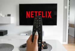 Netflix u SAD-u povisio cijene, uskoro to slijedi i u Hrvatskoj