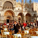 Gastronomski incident na Trgu sv. Marka: Četvero mladih za ručak dobilo račun od 1100 eura